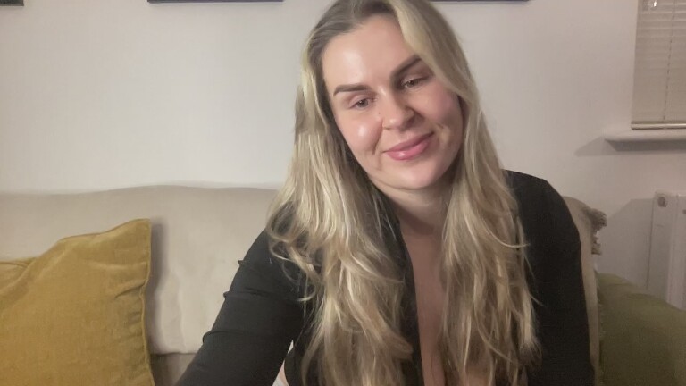 ClaraXVale's Streamate show and profile