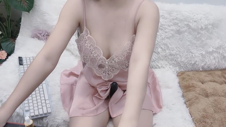 Sweet_titi's Streamate show and profile