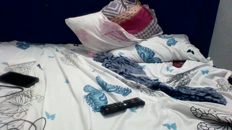 Honiegal's Streamate show and profile