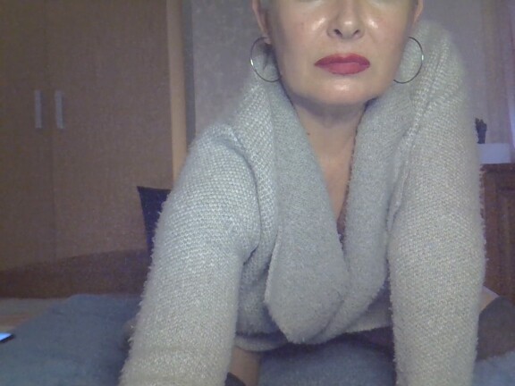 PureMoon's Streamate show and profile