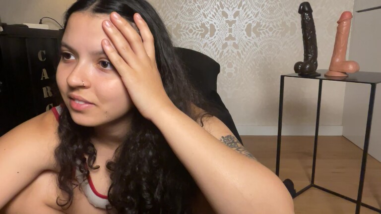 rossilari's Streamate show and profile